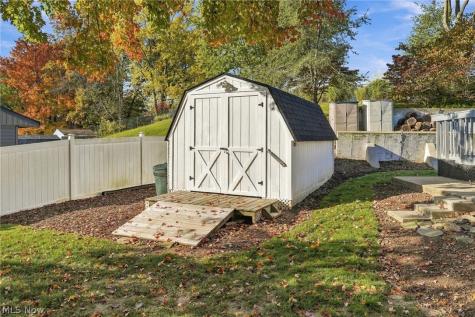 265 Underhill Drive SE Massillon OH 44646