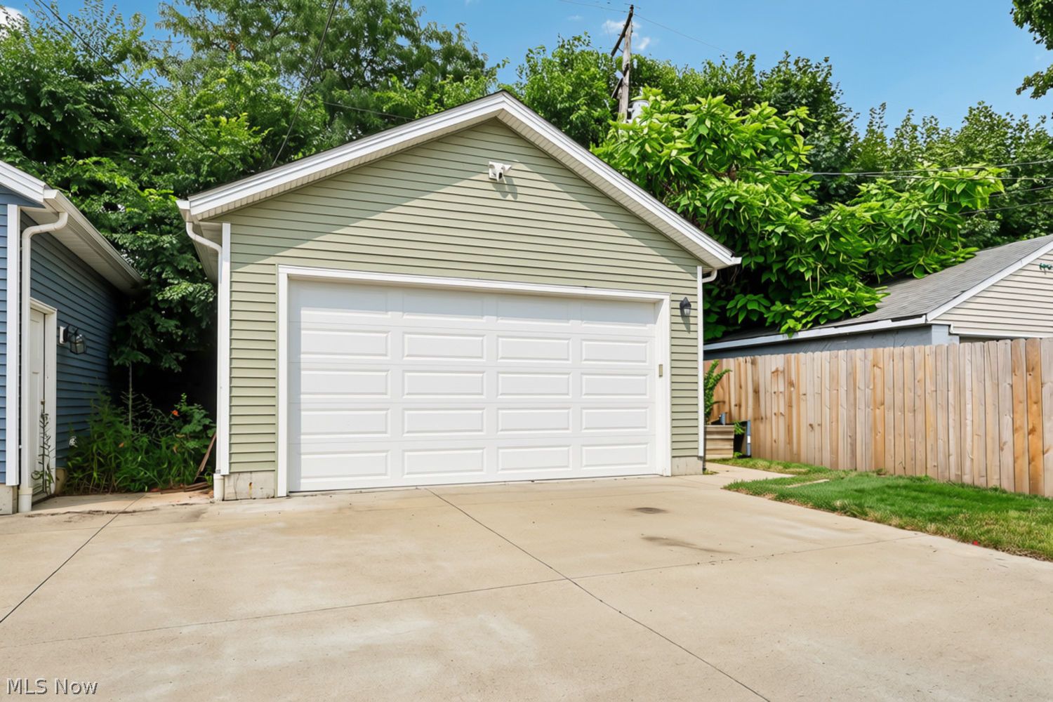 1949 W 47th Street Cleveland OH 44102