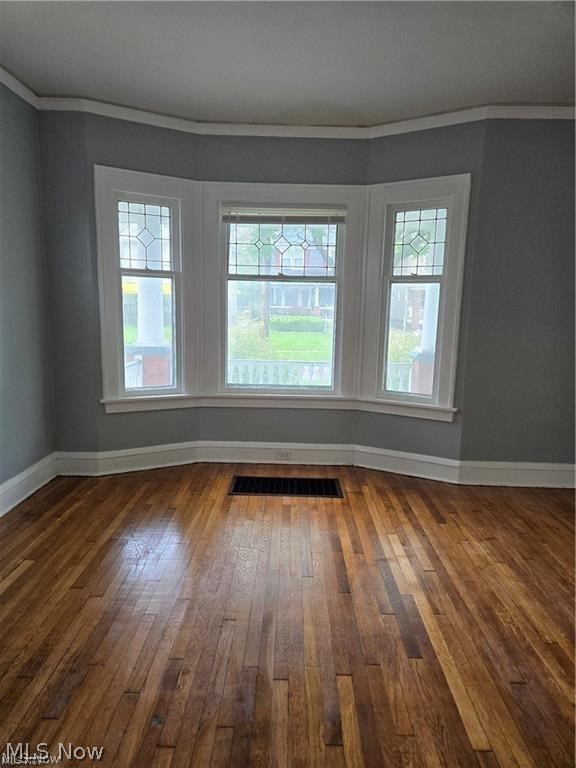 9502 Empire Avenue Cleveland OH 44108
