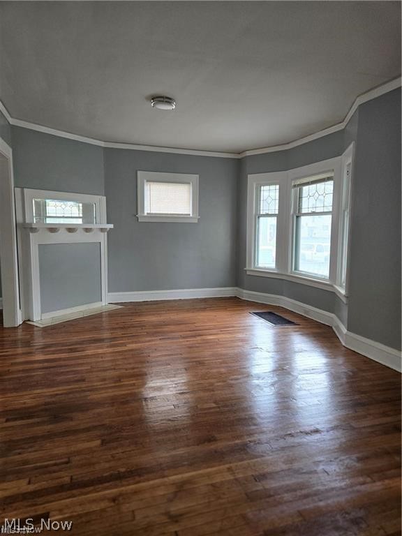 9502 Empire Avenue Cleveland OH 44108