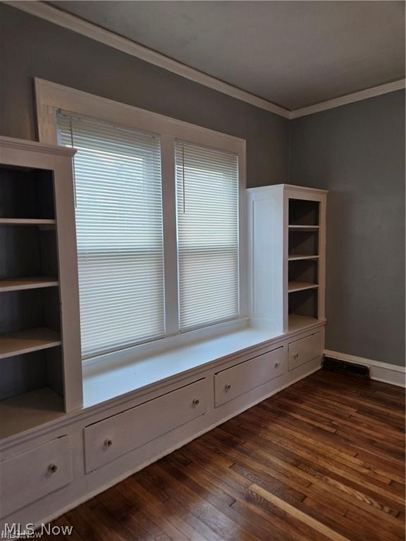 9502 Empire Avenue Cleveland OH 44108