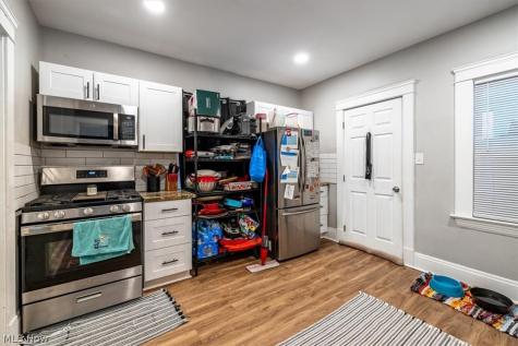 3152 W 68th Street Cleveland OH 44102