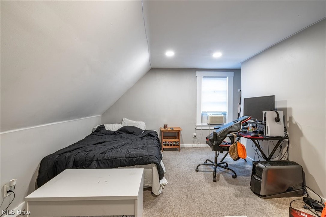 3152 W 68th Street Cleveland OH 44102