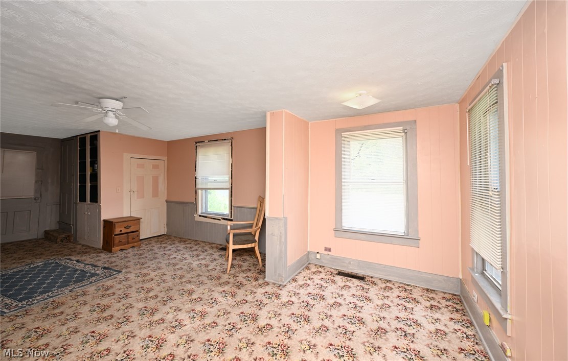 893 Norton Avenue Barberton OH 44203