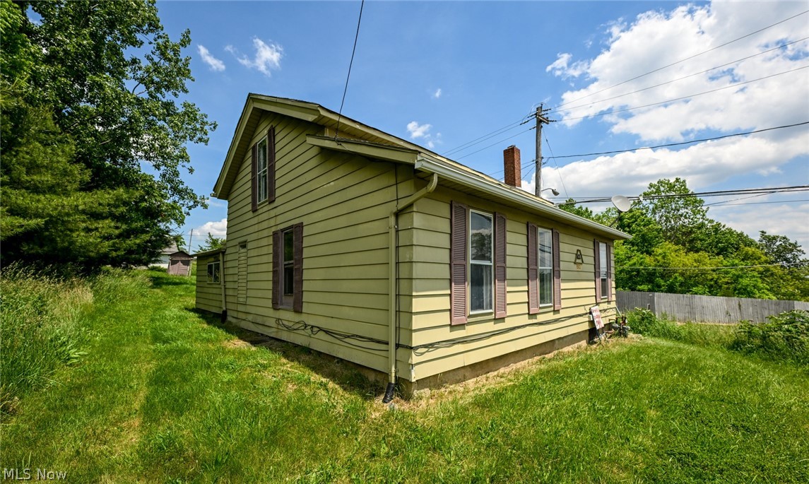893 Norton Avenue Barberton OH 44203