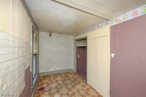893 Norton Avenue Barberton OH 44203