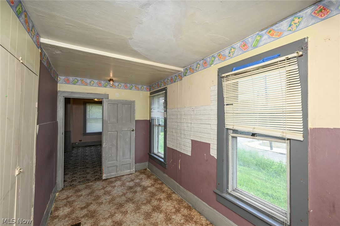 893 Norton Avenue Barberton OH 44203