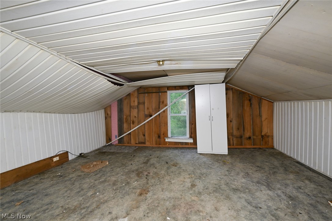 893 Norton Avenue Barberton OH 44203