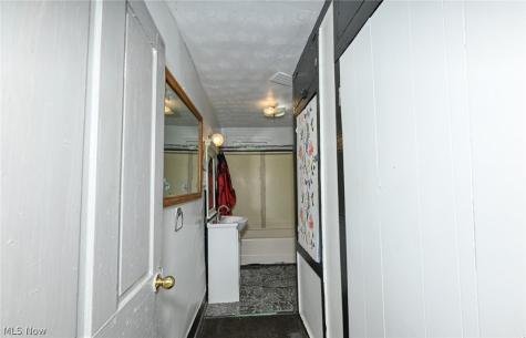 893 Norton Avenue Barberton OH 44203