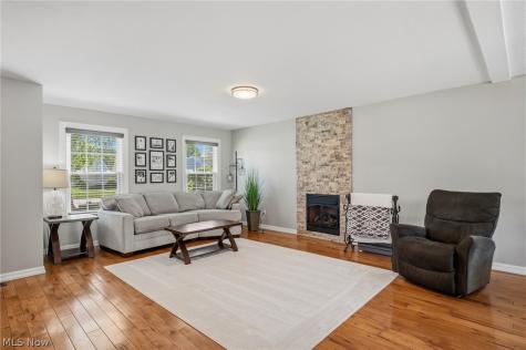 1029 Wood Park Lane Brunswick OH 44212