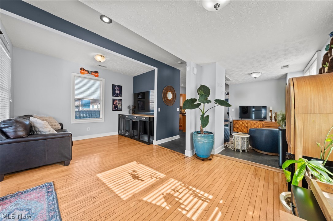 1420 W 48th Street Cleveland OH 44102