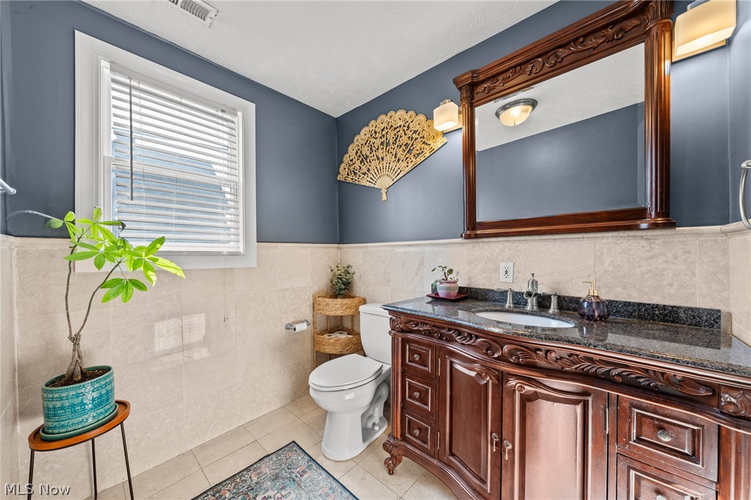 1420 W 48th Street Cleveland OH 44102