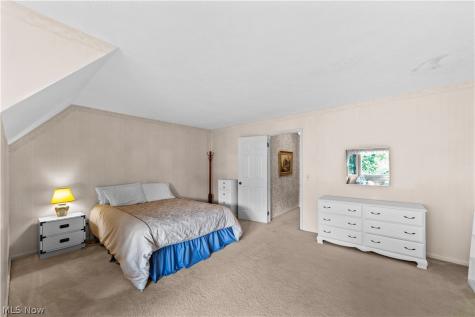 1034 Brook Lane Rocky River OH 44116