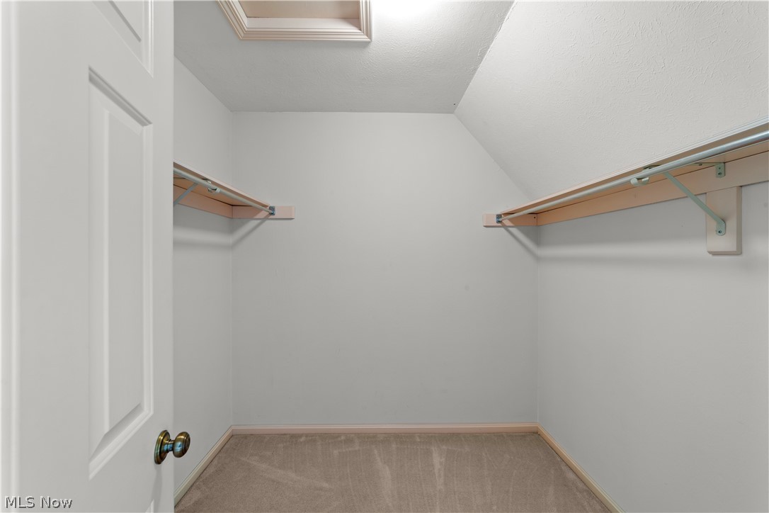 1034 Brook Lane Rocky River OH 44116