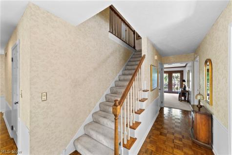 1034 Brook Lane Rocky River OH 44116