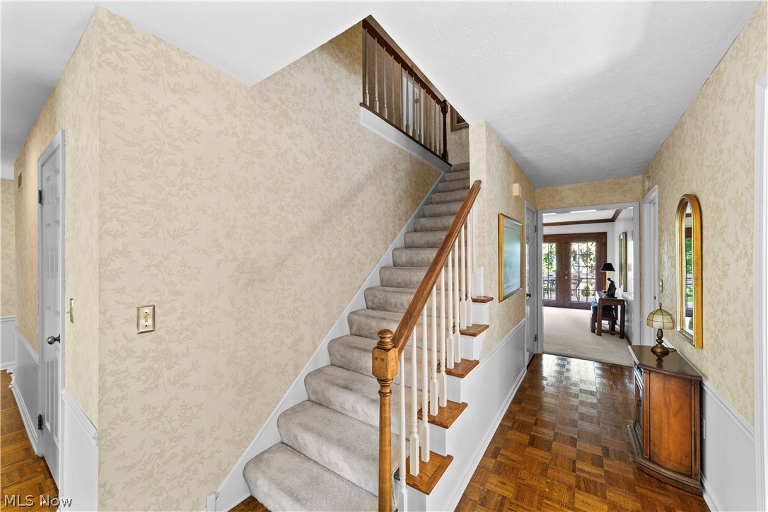 1034 Brook Lane Rocky River OH 44116