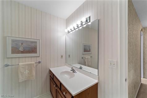 1034 Brook Lane Rocky River OH 44116