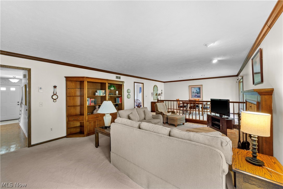 1034 Brook Lane Rocky River OH 44116