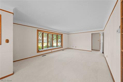 1759 Chelmsford Road Mayfield Heights OH 44124