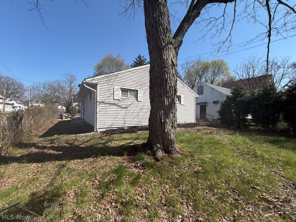 22 Uhler Avenue Akron OH 44310