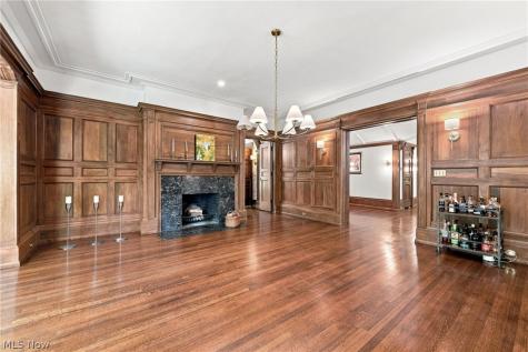 1835 N Park Boulevard Cleveland Heights OH 44106