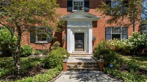 1835 N Park Boulevard Cleveland Heights OH 44106