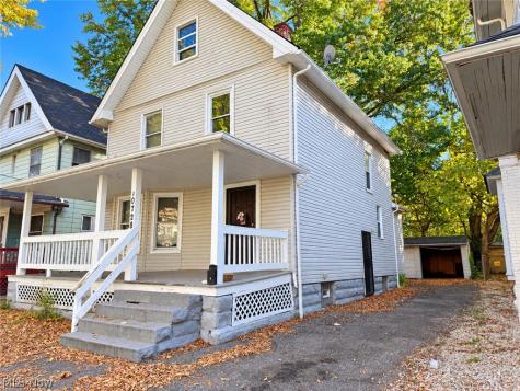 10728 Gooding Avenue Cleveland OH 44108