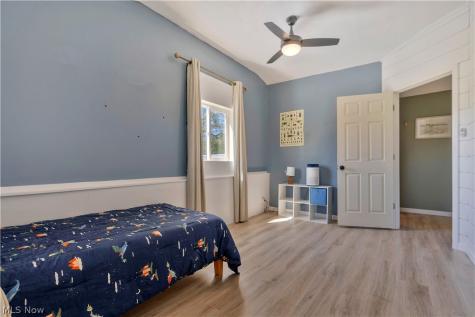 1548 Vanderhoof Road Barberton OH 44203