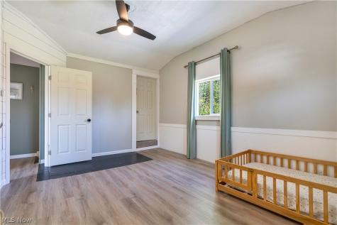 1548 Vanderhoof Road Barberton OH 44203