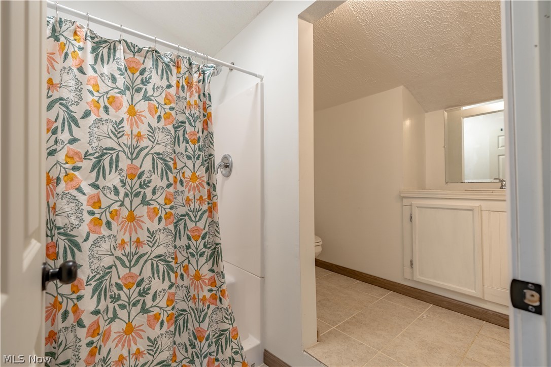 1548 Vanderhoof Road Barberton OH 44203