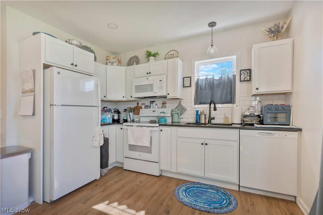 1548 Vanderhoof Road Barberton OH 44203