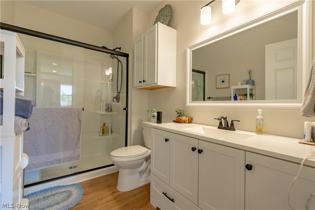 1548 Vanderhoof Road Barberton OH 44203