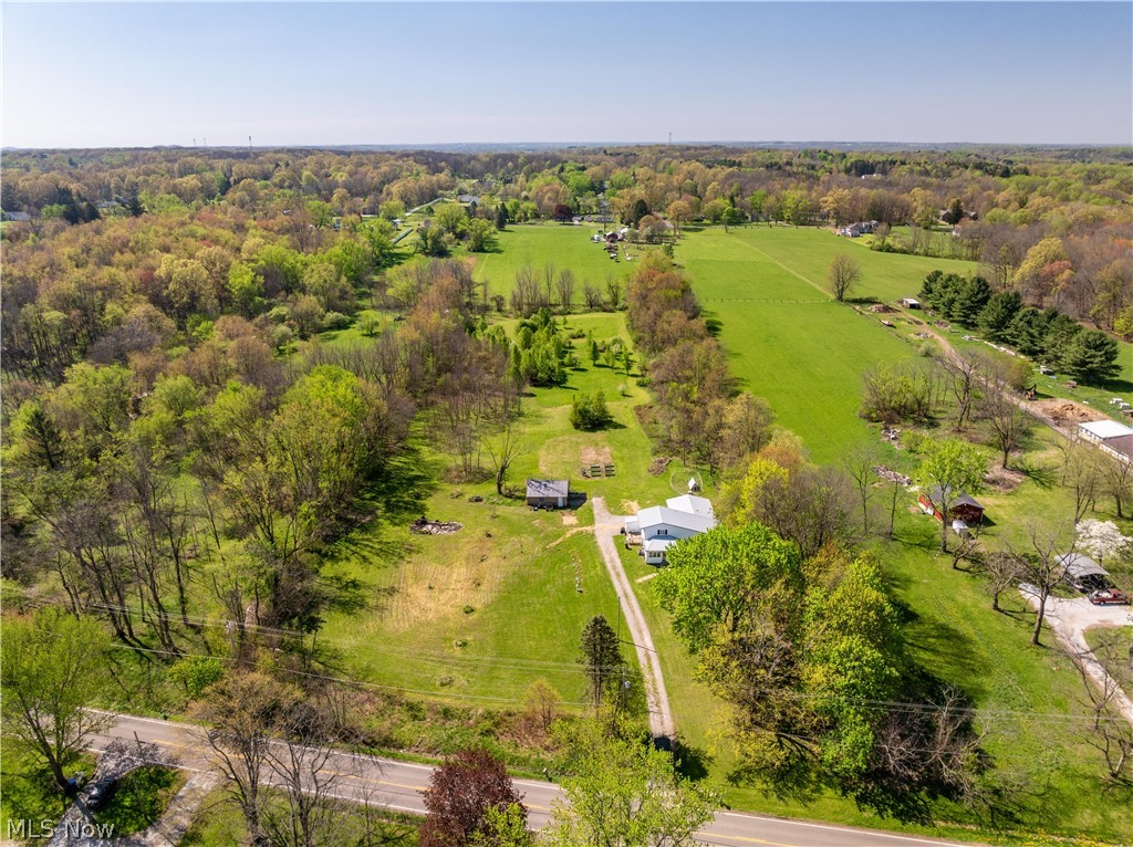 1548 Vanderhoof Road Barberton OH 44203