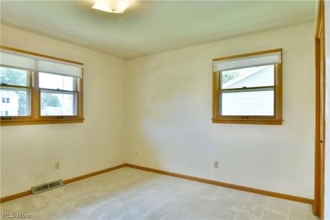 6662 Appleridge Drive Youngstown OH 44512