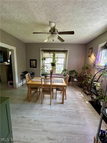 365 W Indiana Avenue Sebring OH 44672