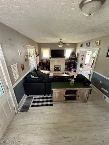 365 W Indiana Avenue Sebring OH 44672