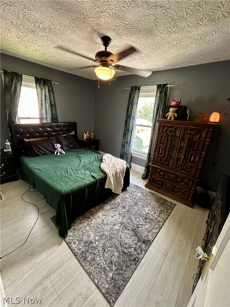 365 W Indiana Avenue Sebring OH 44672