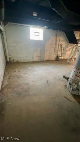 365 W Indiana Avenue Sebring OH 44672
