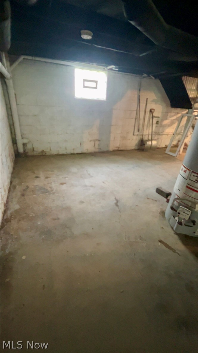 365 W Indiana Avenue Sebring OH 44672