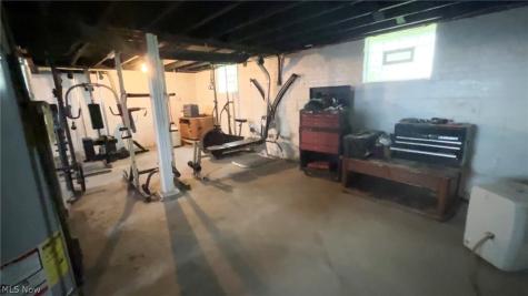 365 W Indiana Avenue Sebring OH 44672
