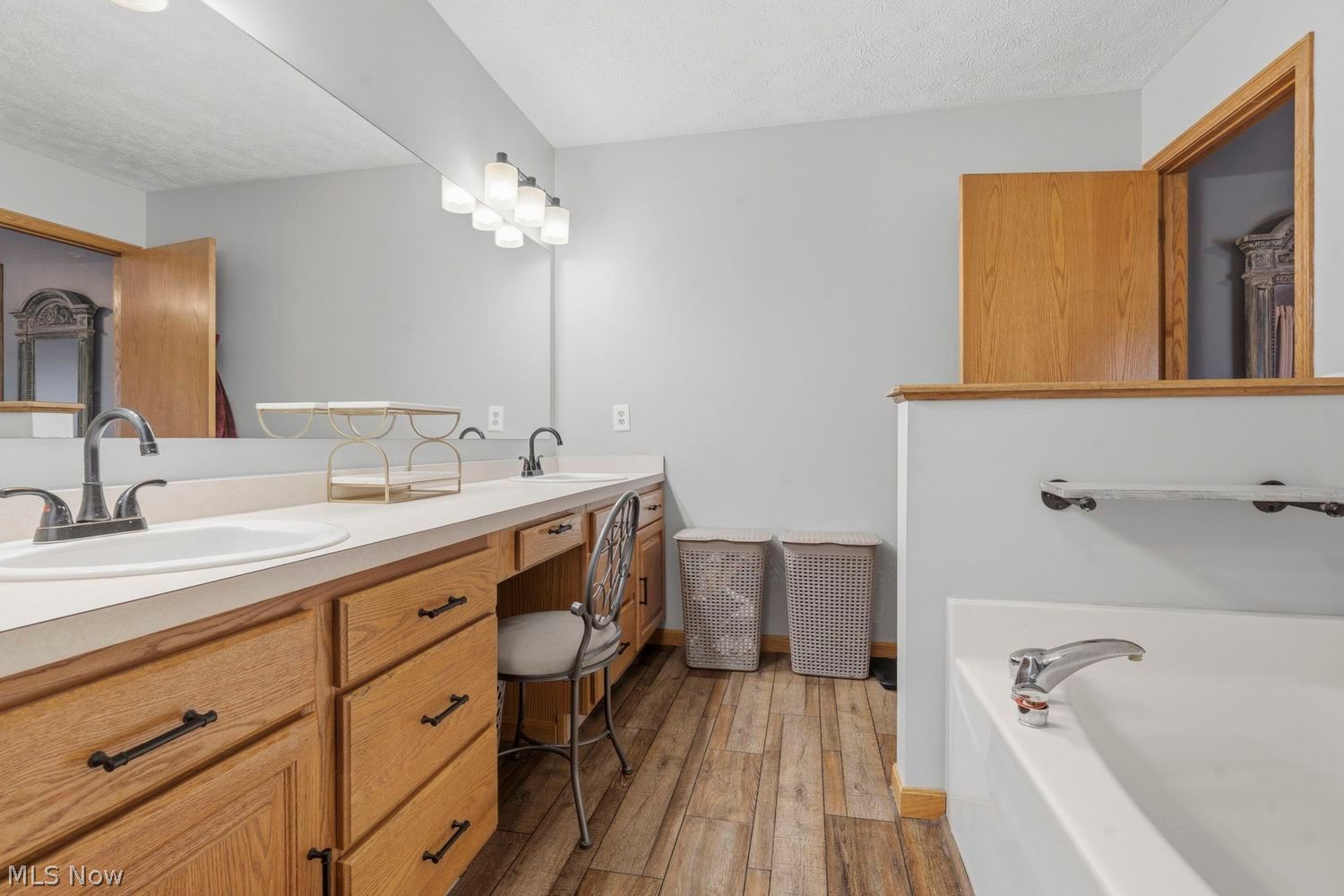 1275 Cheverton Avenue Louisville OH 44641