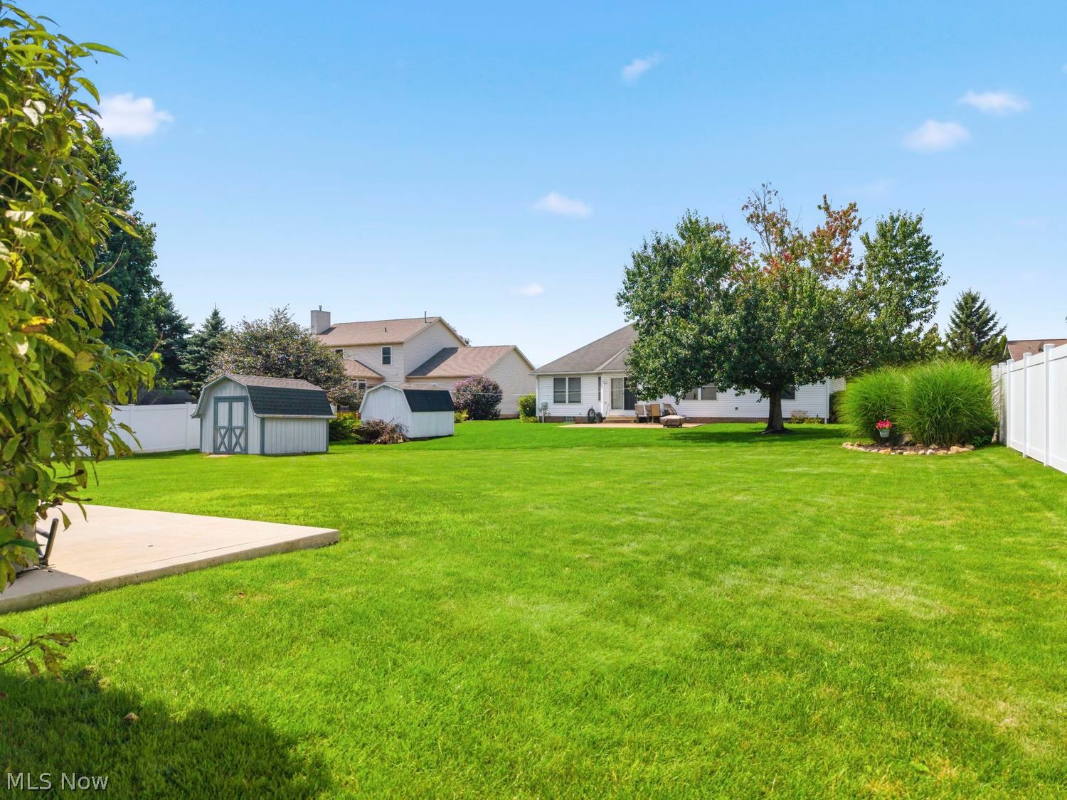 1275 Cheverton Avenue Louisville OH 44641