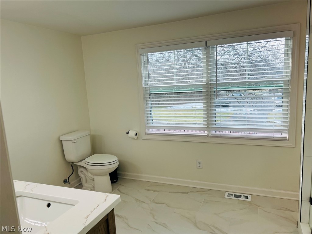 399 Mineola Avenue Akron OH 44313
