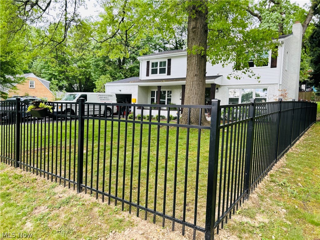399 Mineola Avenue Akron OH 44313