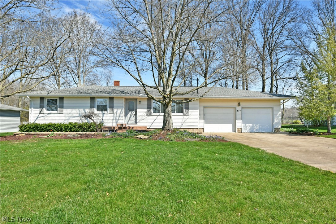 834 Pleasant Street Warren OH 44483