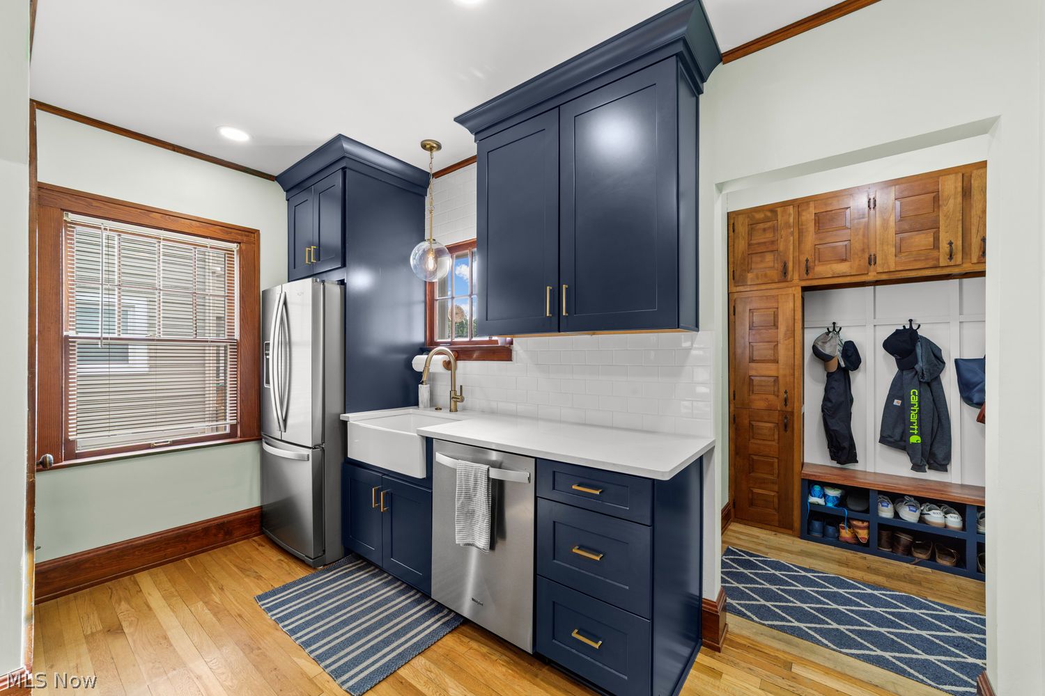 2085 Brown Road Lakewood OH 44107