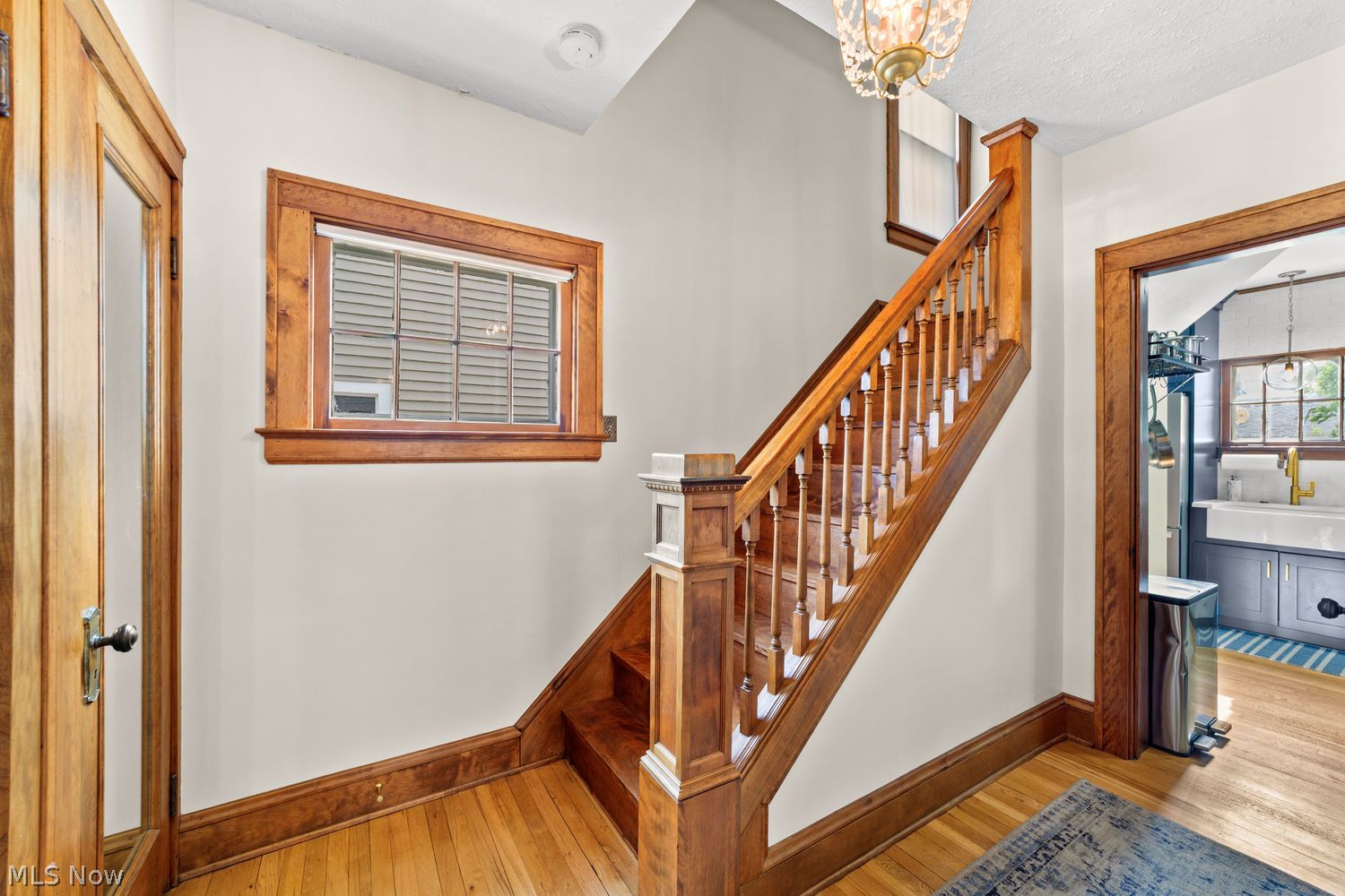 2085 Brown Road Lakewood OH 44107