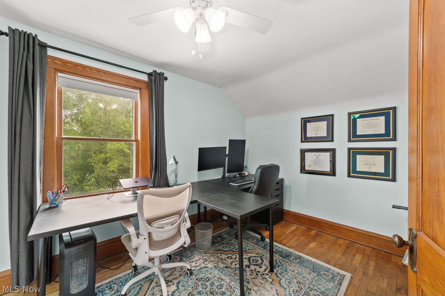 2085 Brown Road Lakewood OH 44107