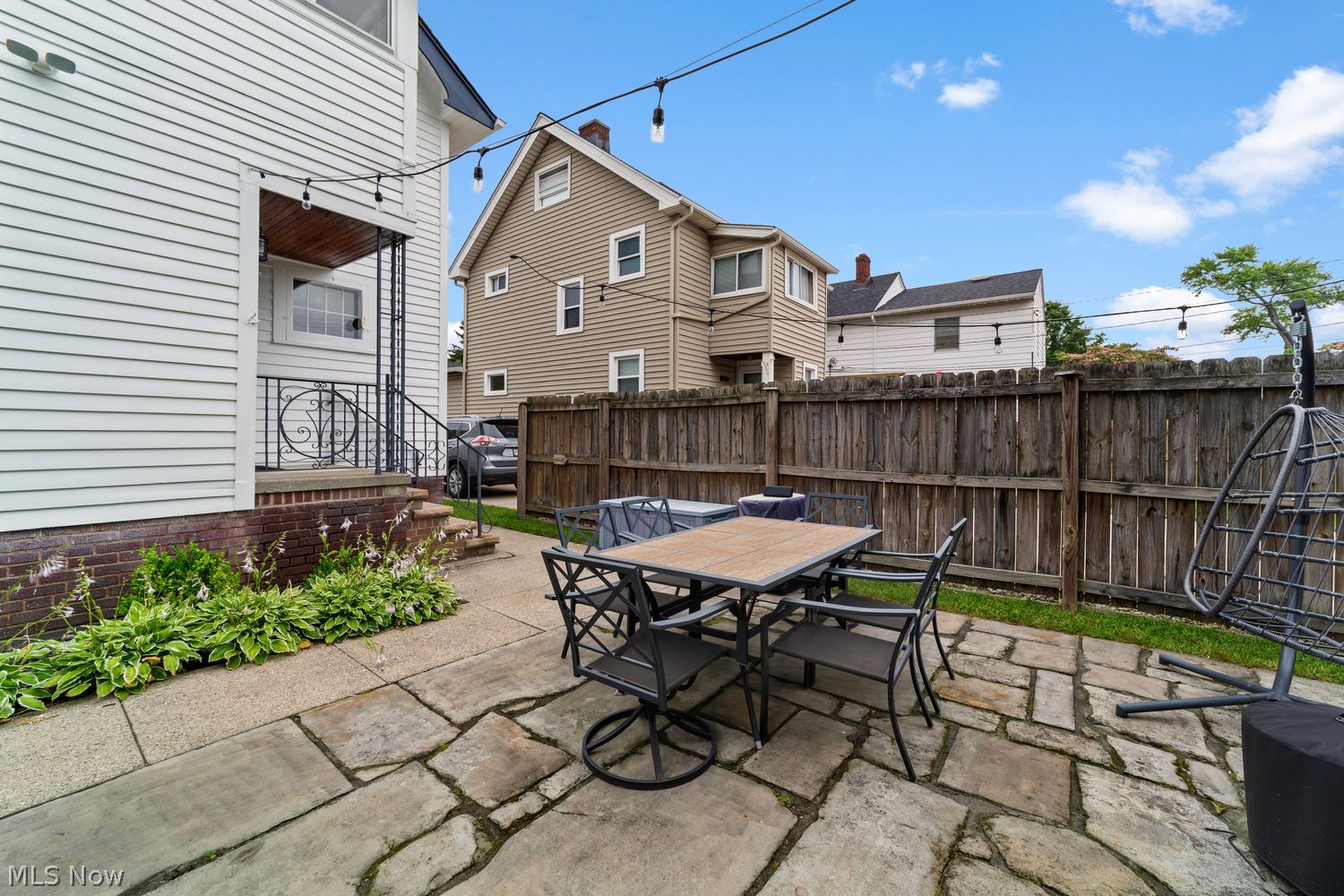 2085 Brown Road Lakewood OH 44107