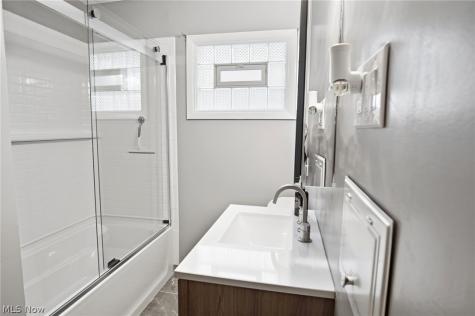 248 Jennings Avenue Cuyahoga Falls OH 44221